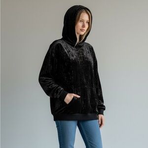 Halara relaxed fit velour/velvet hoodie small